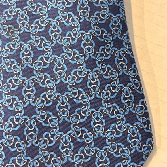 Hermes Silk Tie Navy Blue Chain Pattern 100% Silk Designer Mens Classic - Picture 2 of 7